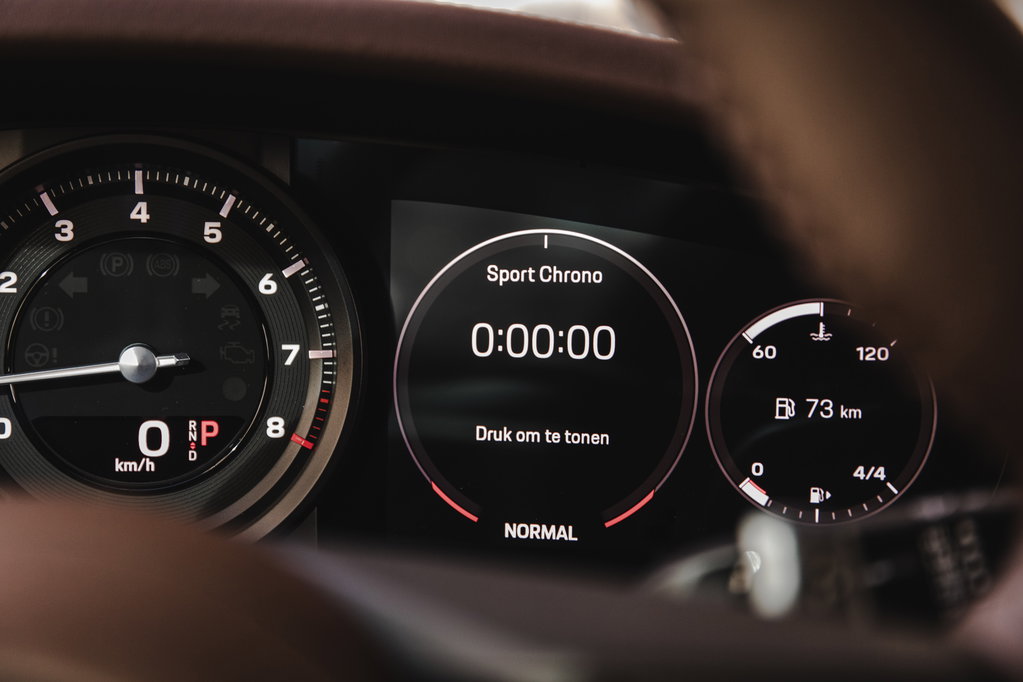 Porsche 992 Carrera 4S