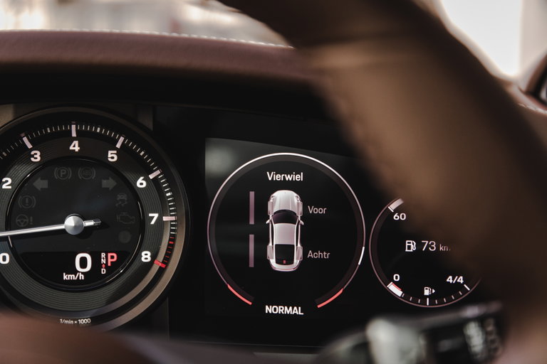 Porsche 992 Carrera 4S