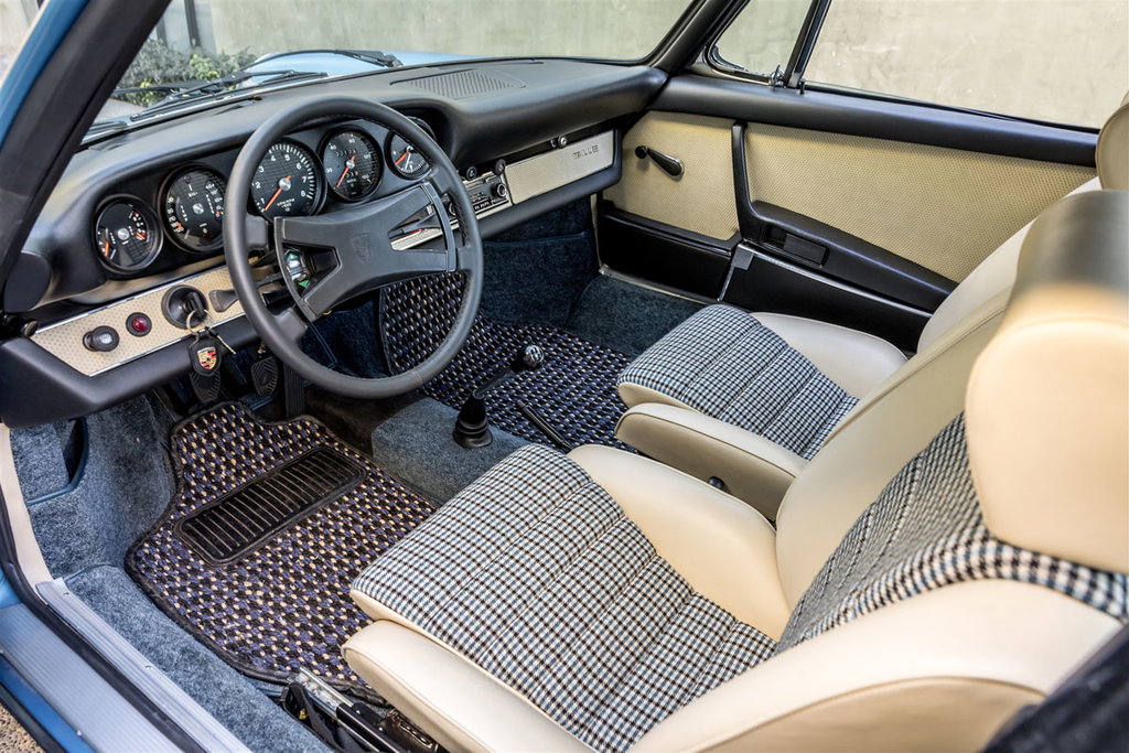Porsche 911 E