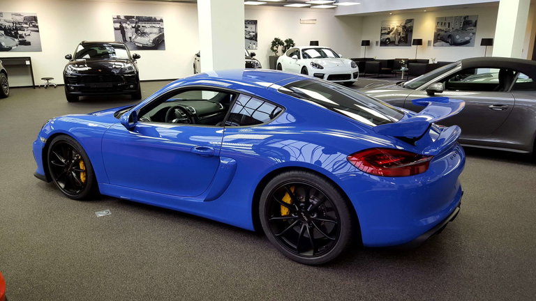 Porsche 981 Cayman GT4