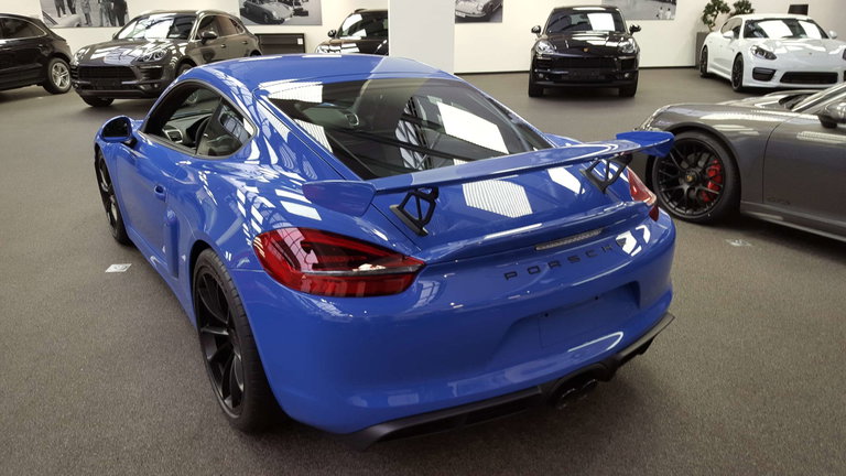 Porsche 981 Cayman GT4