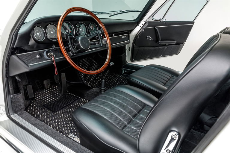 Porsche 911 S (F-Modell)