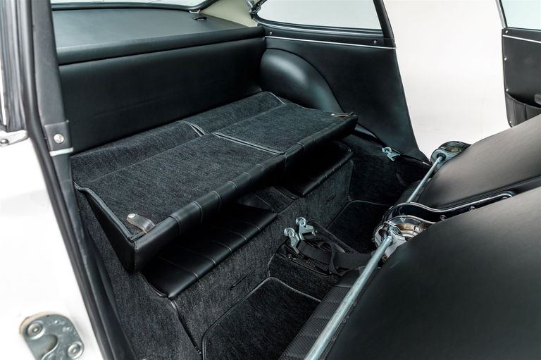 Porsche 911 S (F-Modell)