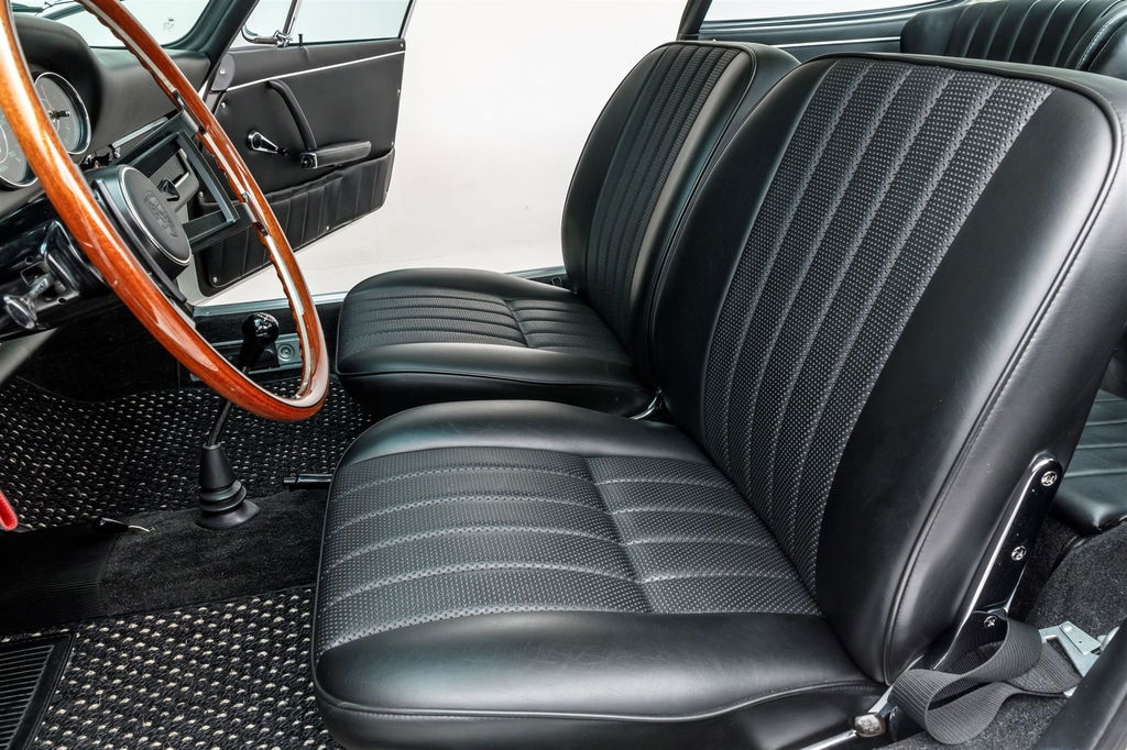 Porsche 911 S (F-Modell)