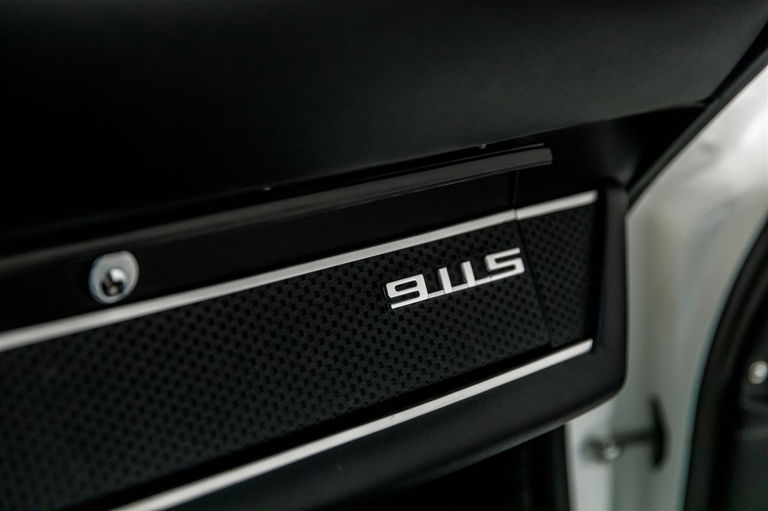 Porsche 911 S (F-Modell)