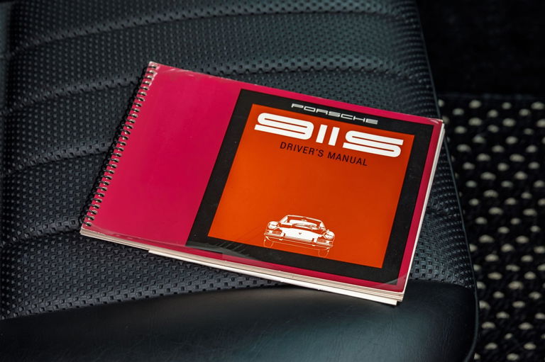 Porsche 911 S (F-Modell)