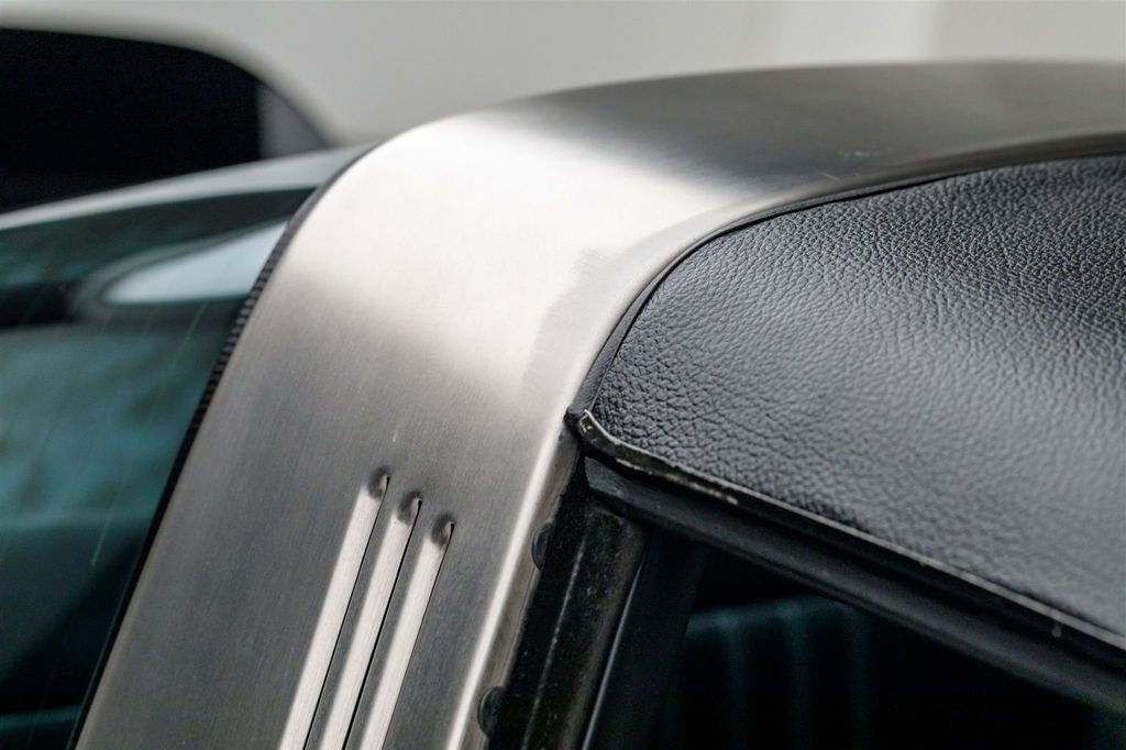 Porsche 911 Carrera (US)