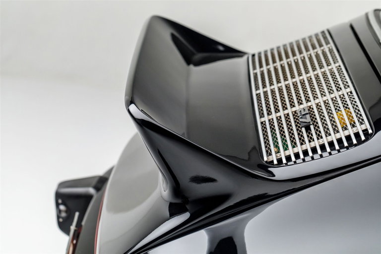 Porsche 911 Carrera (US)