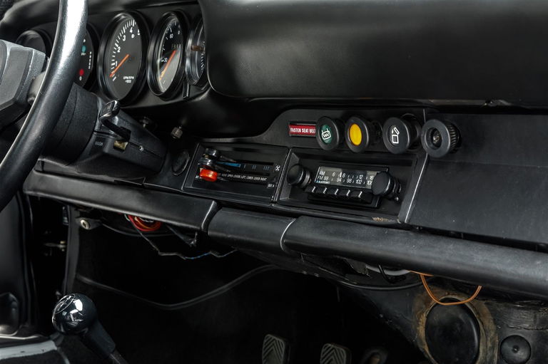 Porsche 911 Carrera (US)