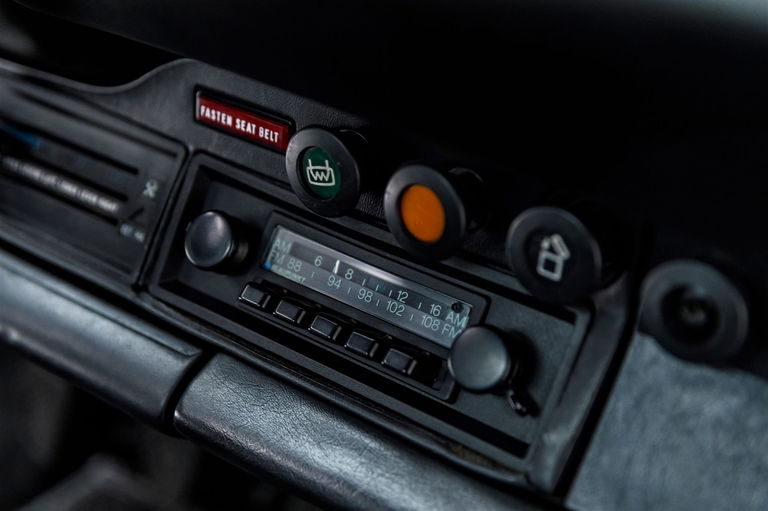 Porsche 911 Carrera (US)