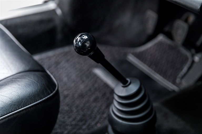 Porsche 911 Carrera (US)