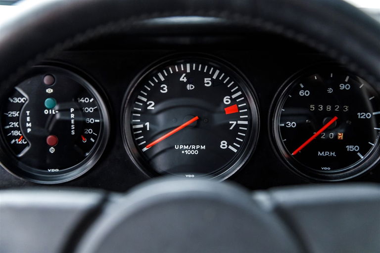 Porsche 911 Carrera (US)