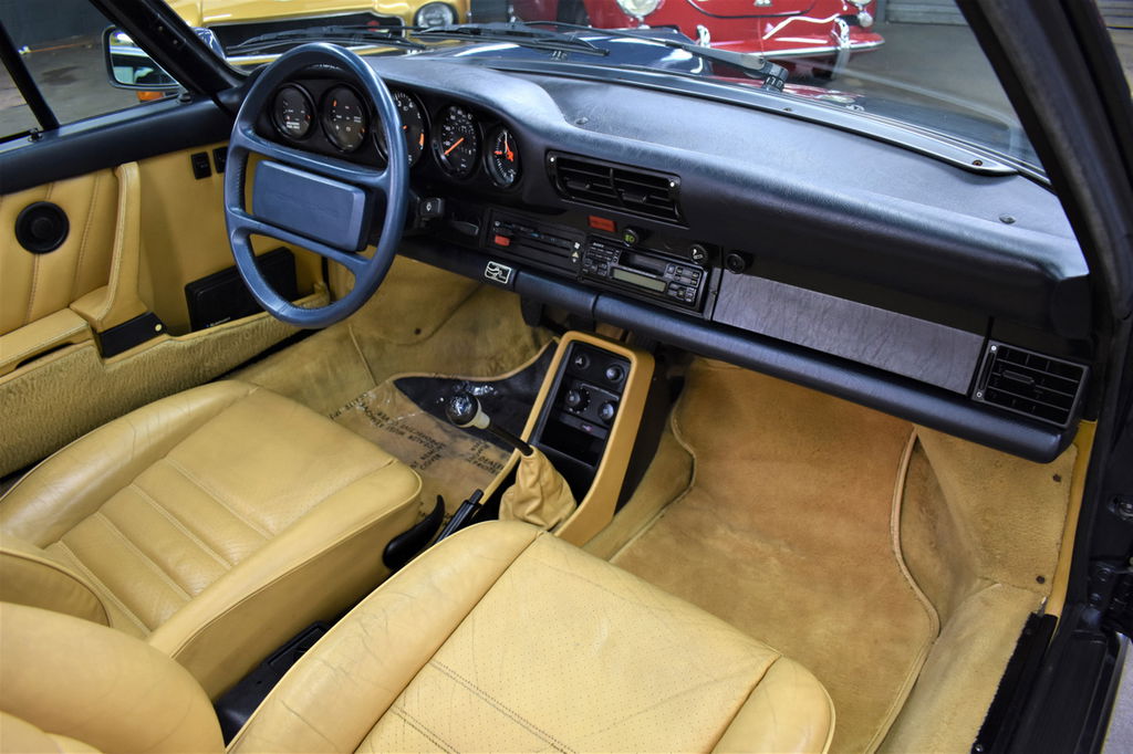 Porsche 911 Carrera 3.2 WTL