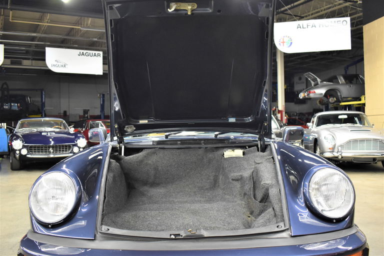 Porsche 911 Carrera 3.2 WTL