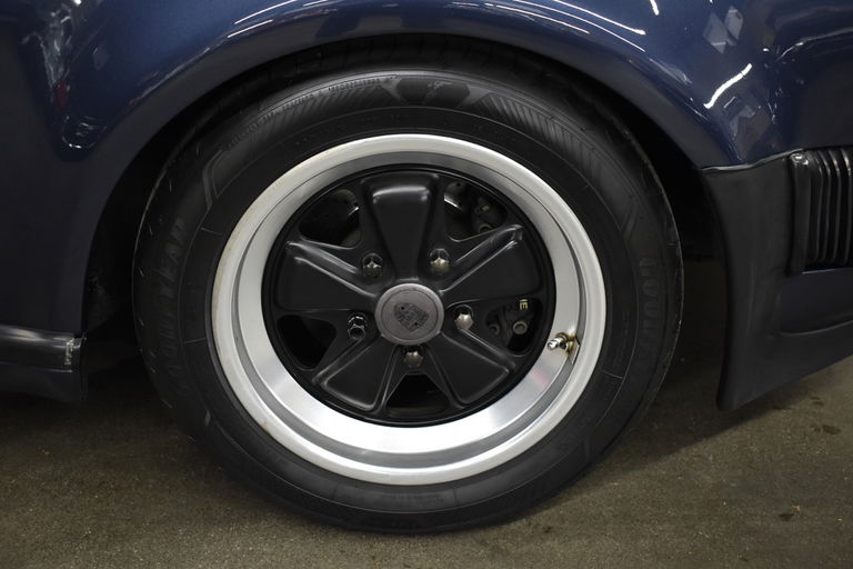 Porsche 911 Carrera 3.2 WTL