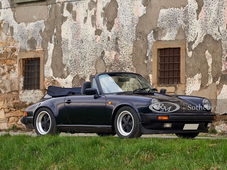 Porsche 911 Carrera 3.2