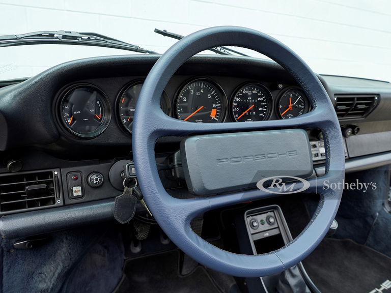 Porsche 911 Carrera 3.2 (US)