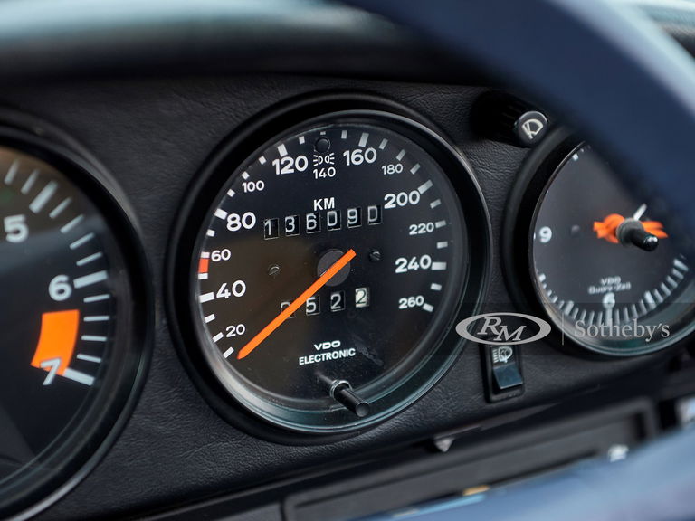 Porsche 911 Carrera 3.2 (US)