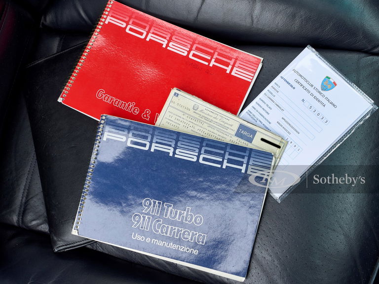 Porsche 911 Carrera 3.2 (US)