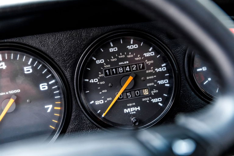 Porsche 964 Carrera 2