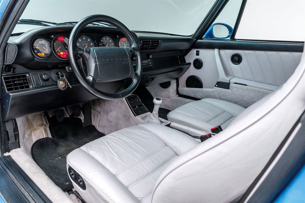 Porsche 964 Carrera 2