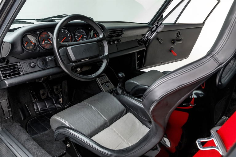 Porsche 964 Carrera RS