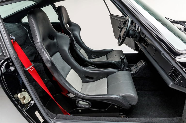 Porsche 964 Carrera RS