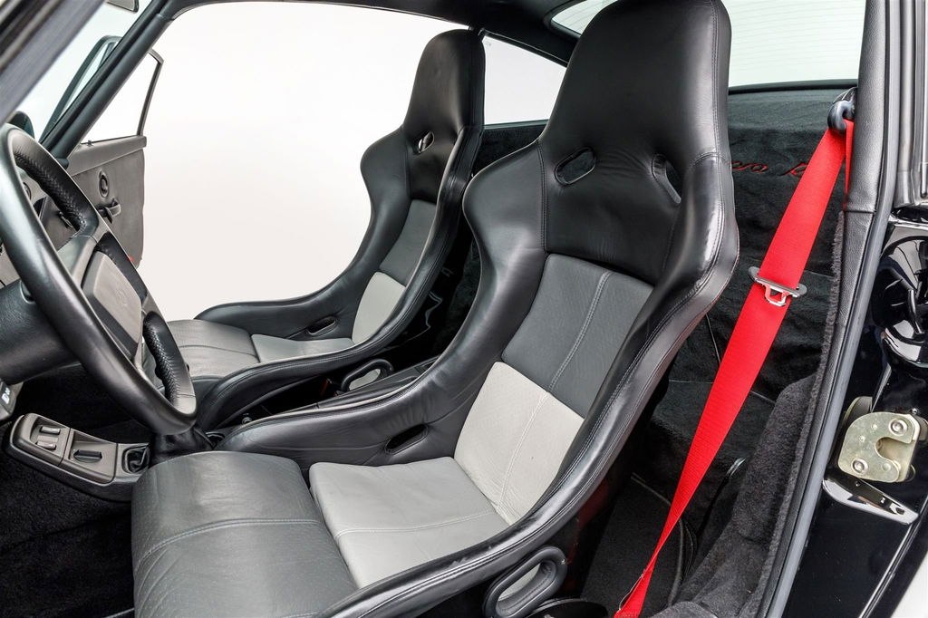 Porsche 964 Carrera RS