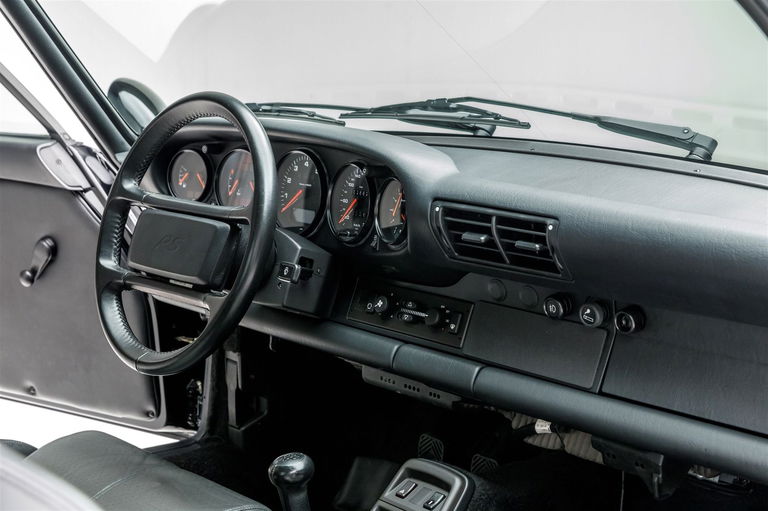 Porsche 964 Carrera RS