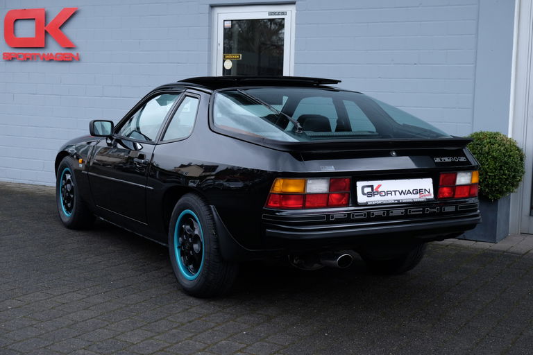 Porsche 924 S