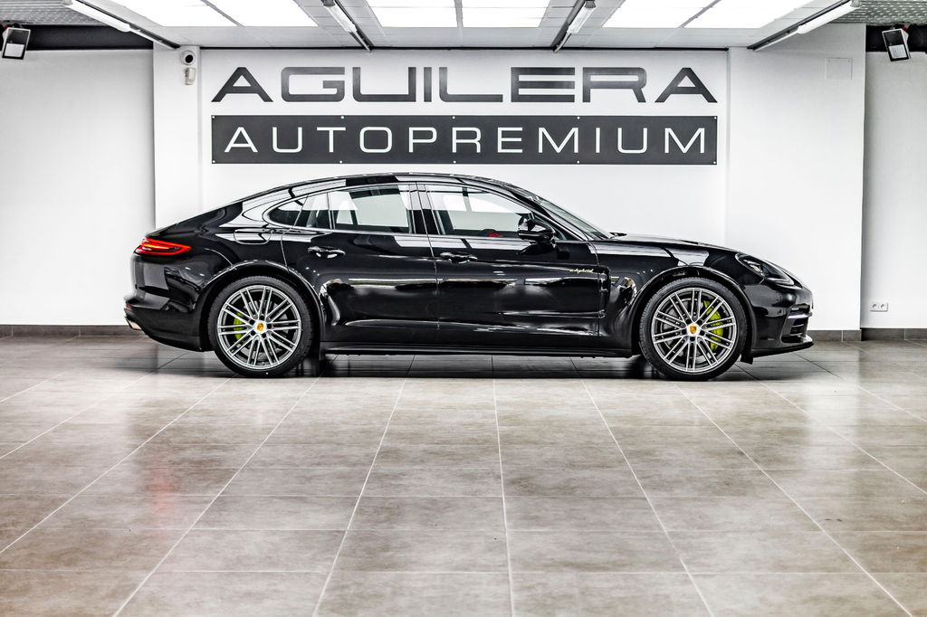 Porsche Panamera 4 E-Hybrid