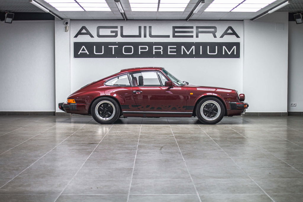 Porsche 911 Carrera 3.2