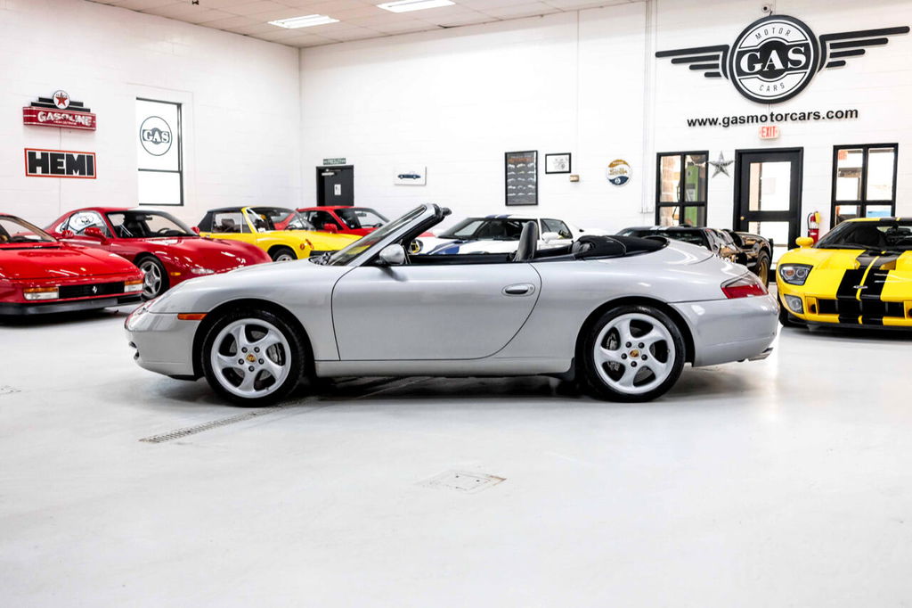 Porsche 996 Carrera 4