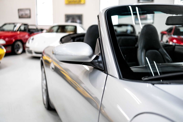 Porsche 996 Carrera 4