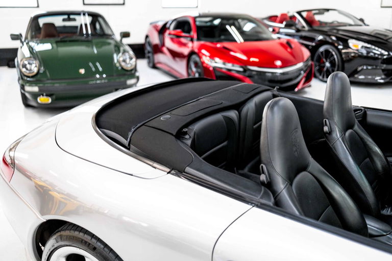 Porsche 996 Carrera 4