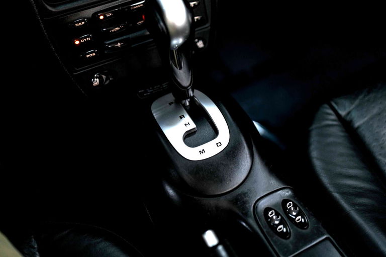 Porsche 996 Carrera 4