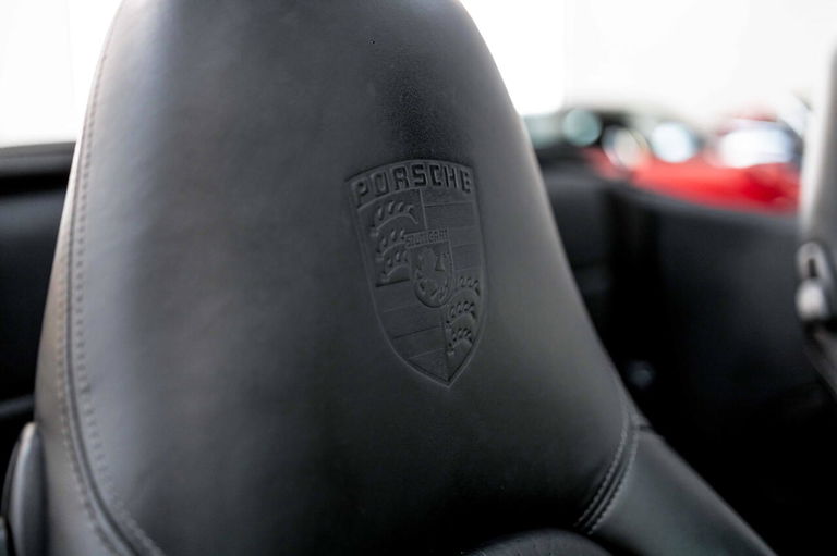 Porsche 996 Carrera 4