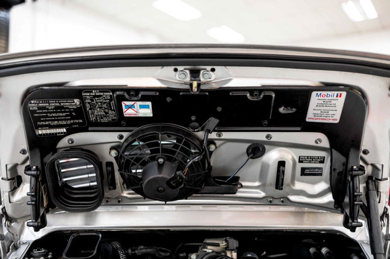 Porsche 996 Carrera 4