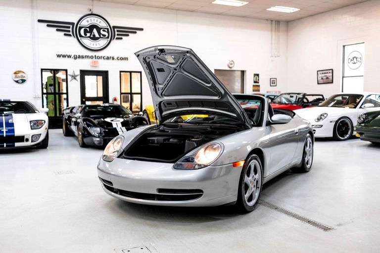 Porsche 996 Carrera 4