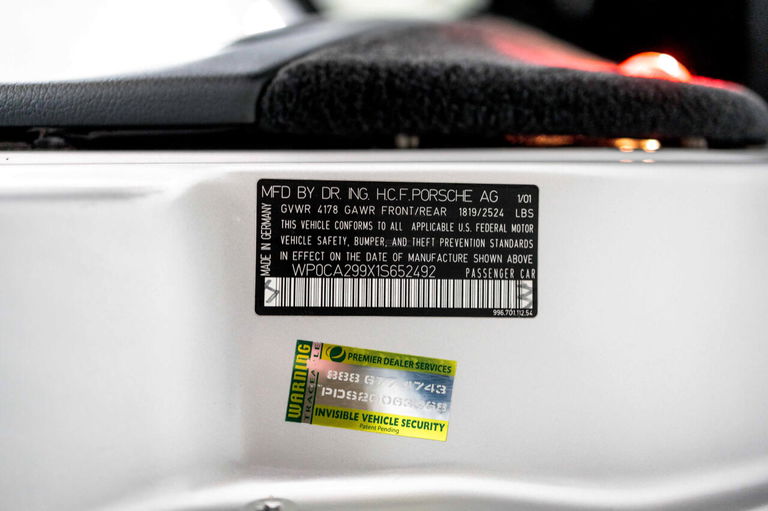 Porsche 996 Carrera 4