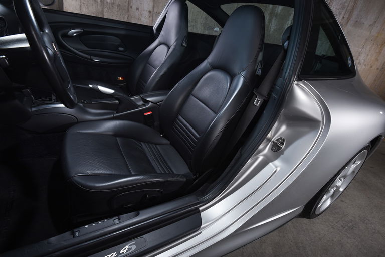 Porsche 996.2 Carrera 4S