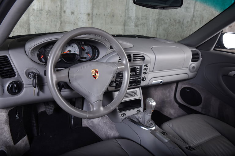 Porsche 996.2 Carrera 4S