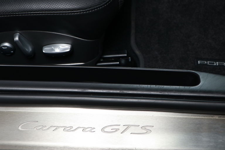 Porsche 997.2 Carrera GTS