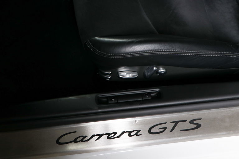Porsche 997.2 Carrera GTS