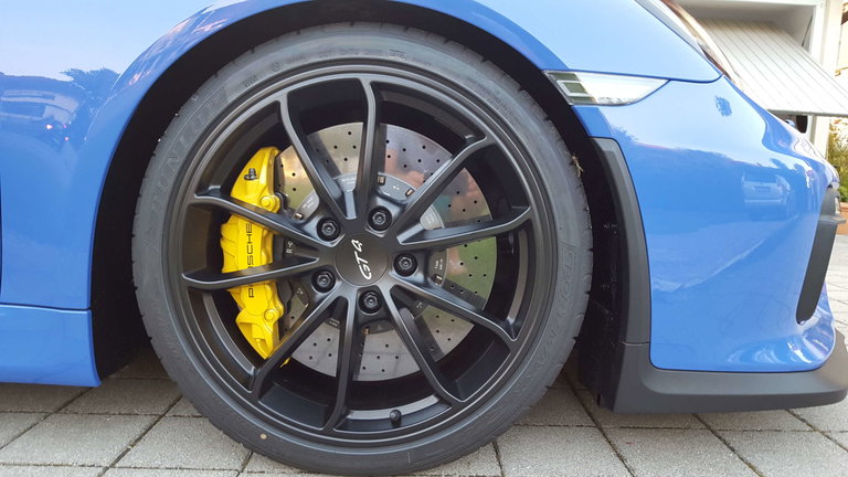 Porsche 981 Cayman GT4