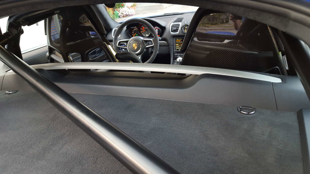 Porsche 981 Cayman GT4