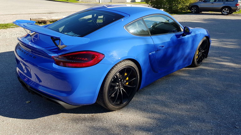 Porsche 981 Cayman GT4