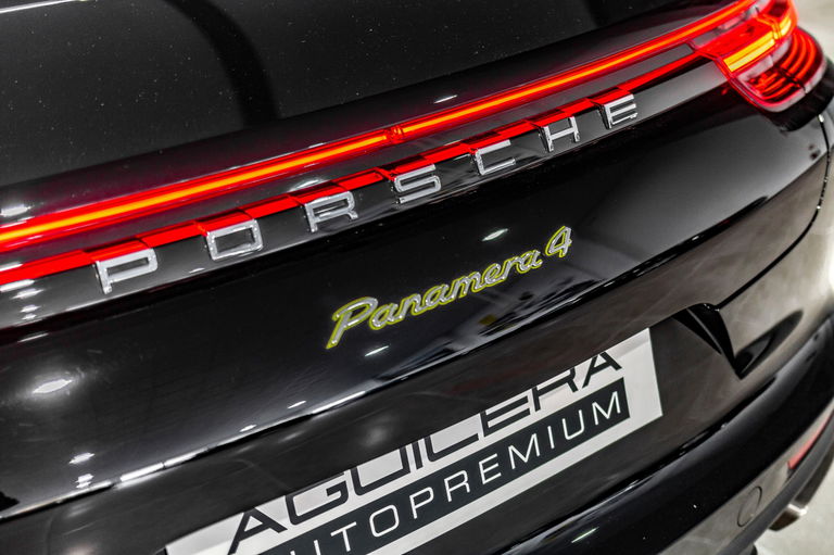Porsche Panamera 4 E-Hybrid