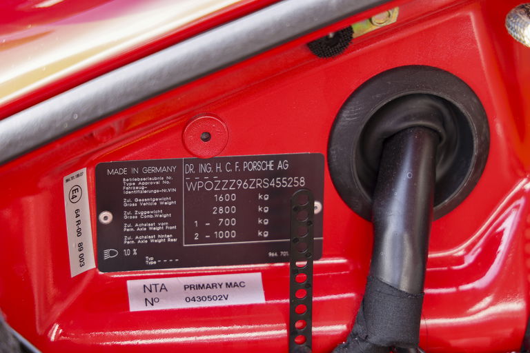 Porsche 964 Carrera 2 Speedster