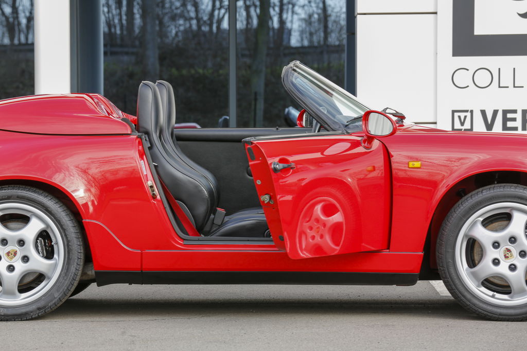Porsche 964 Carrera 2 Speedster